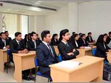 classroom-of-amity-global-business-school