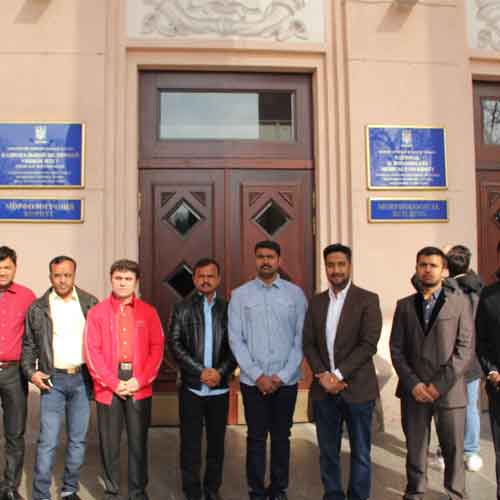 images/gallery/sandeep-singh-with-syu-team-at-bogomolets-university.jpg